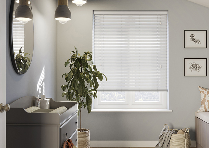 Ecowood, Moonstone Grey Fine Grain - Motorised Venetian Blind - Image 3